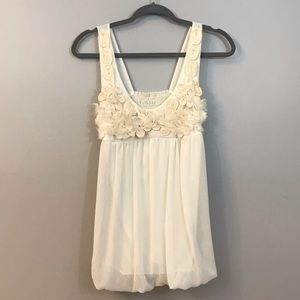 Cream Floral Atmosphere Tank